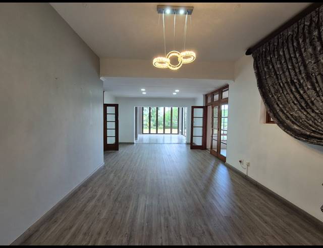 4 BEDROOM HOUSE FOR SALE IN VANDERBIJLPARK SW 5